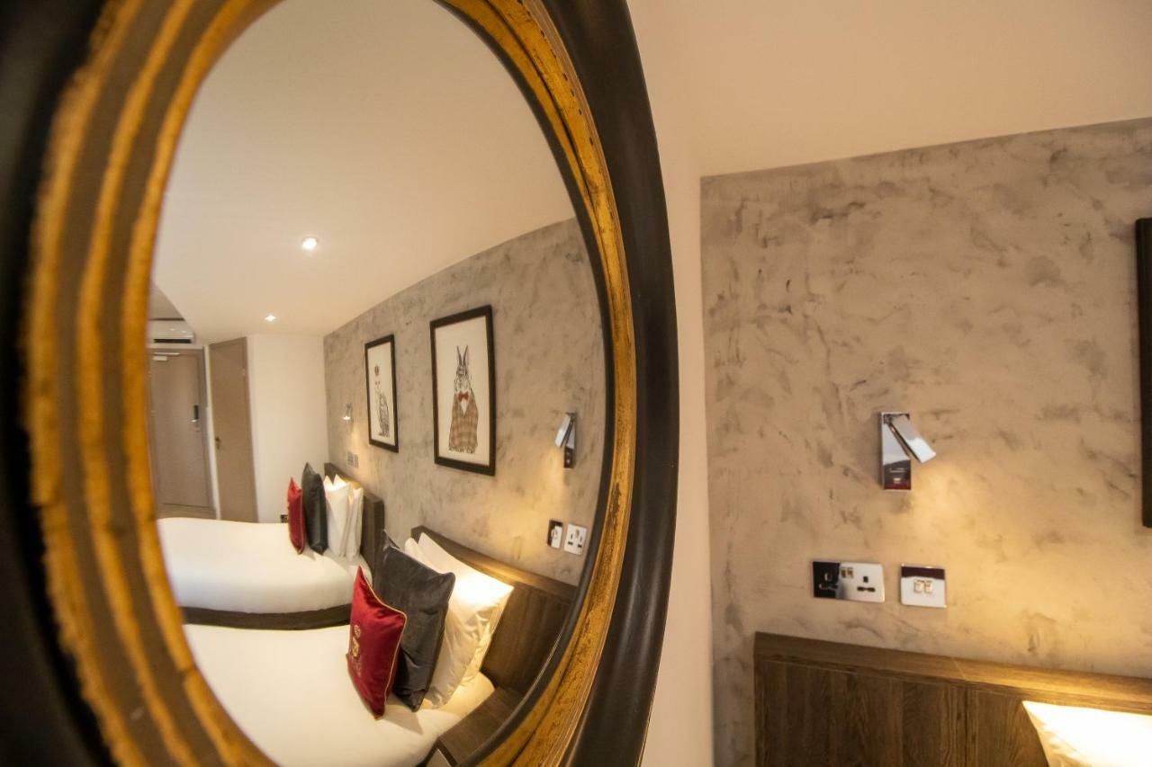 Signature Suites Peterborough Eksteriør bilde