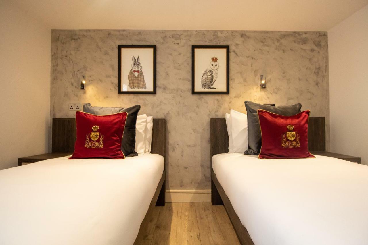 Signature Suites Peterborough Eksteriør bilde