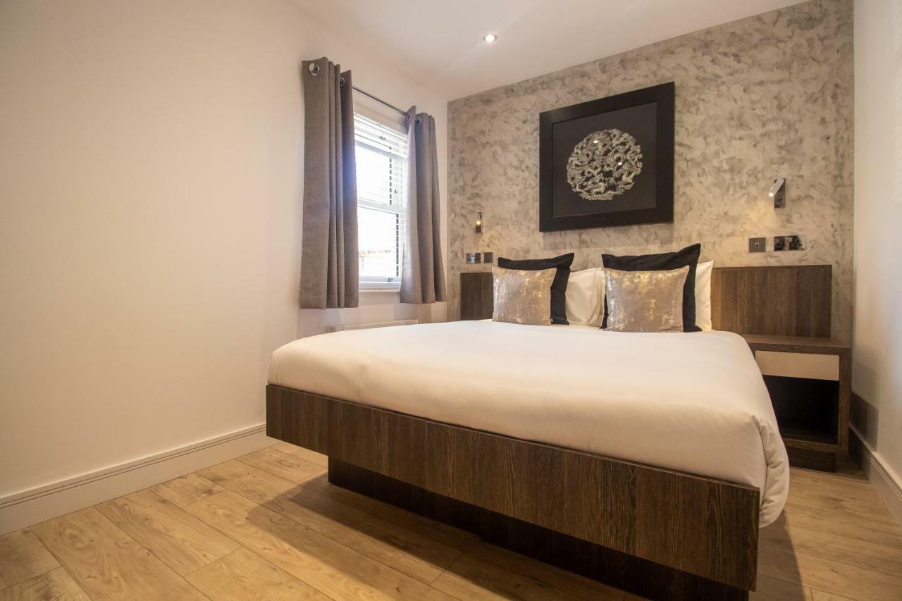 Signature Suites Peterborough Eksteriør bilde