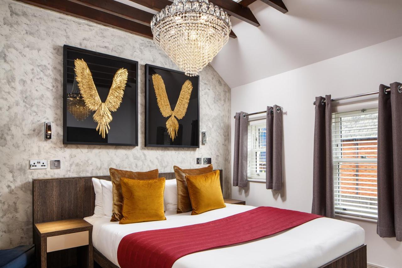 Signature Suites Peterborough Eksteriør bilde